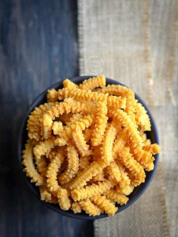 Butter Murukku