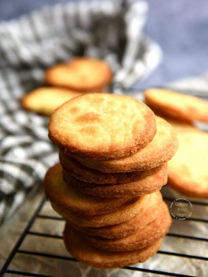 How to make Cardamom Biscuits