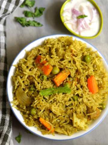 Coconut Mint Based Vegetable Biryani