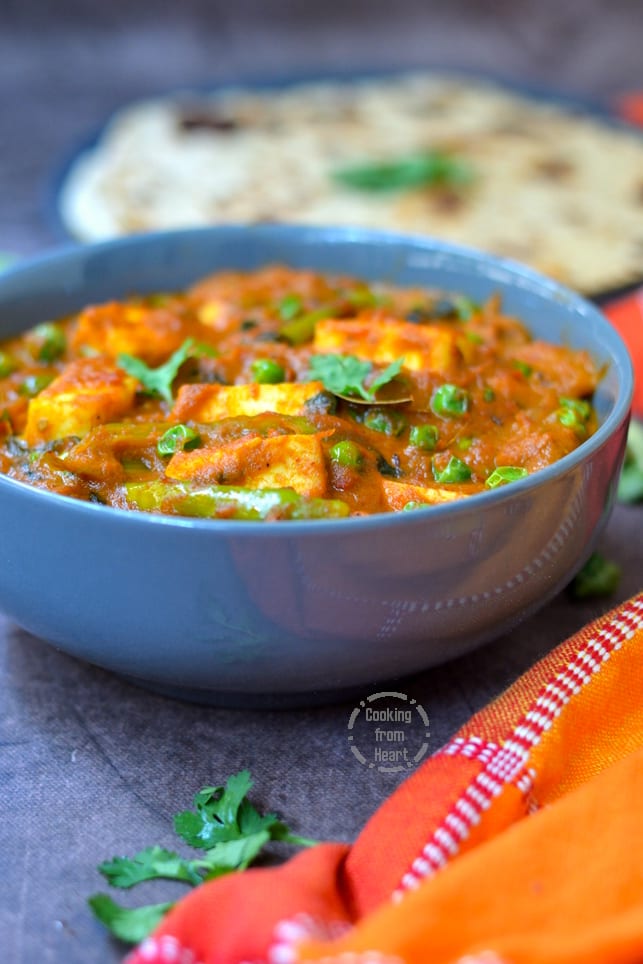 Dhaba Style Matar Paneer