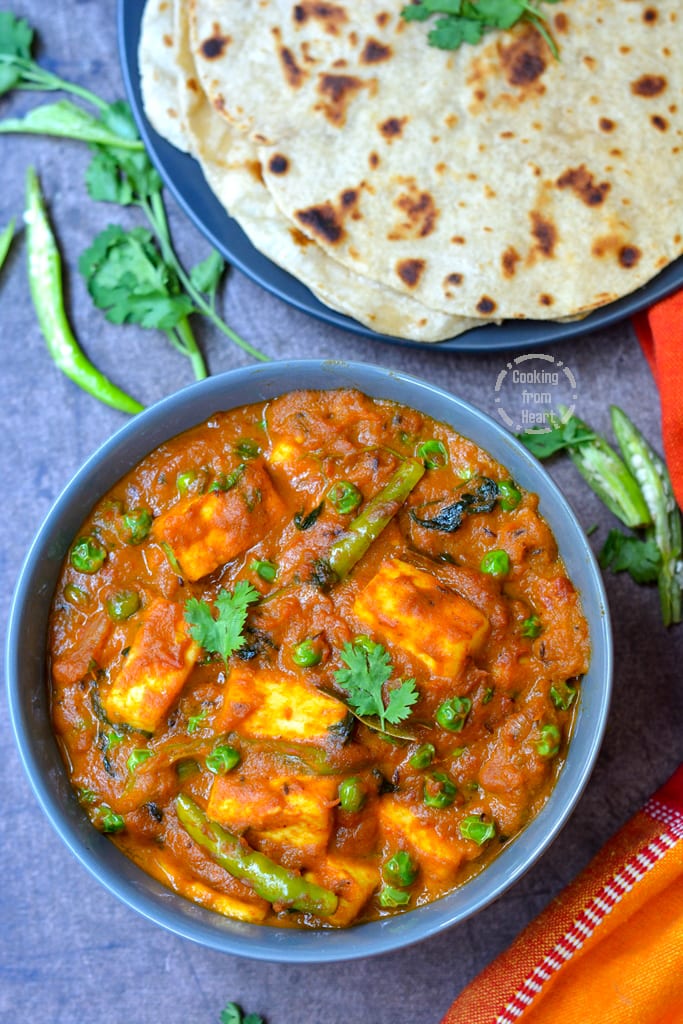 Dhaba Style Matar Paneer