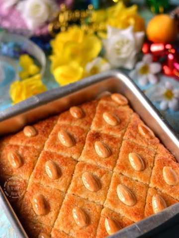 Eggless Basbousa