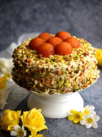 Eggless Gulab Jamun Cake