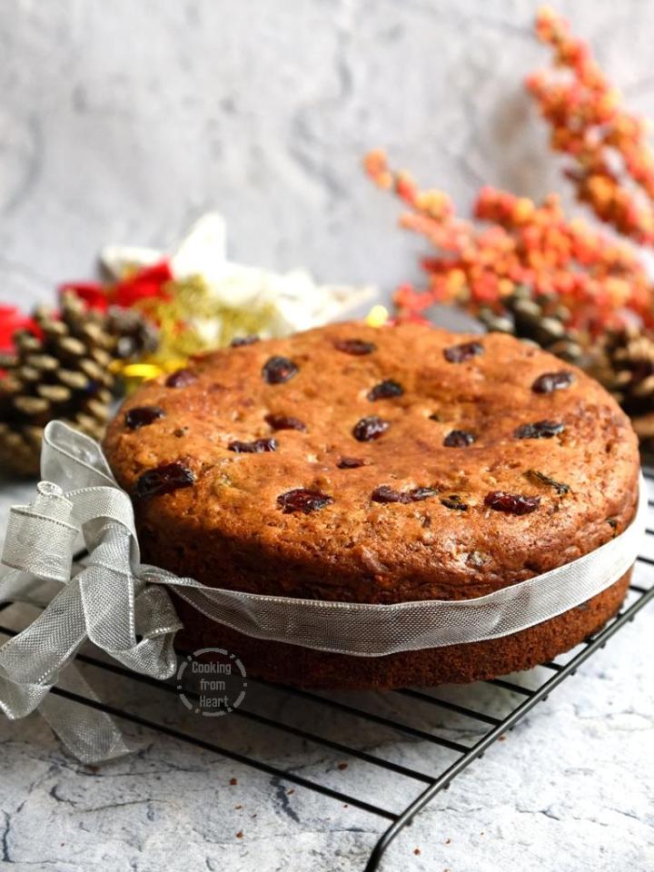 Easy Eggless Plum Cake Recipe