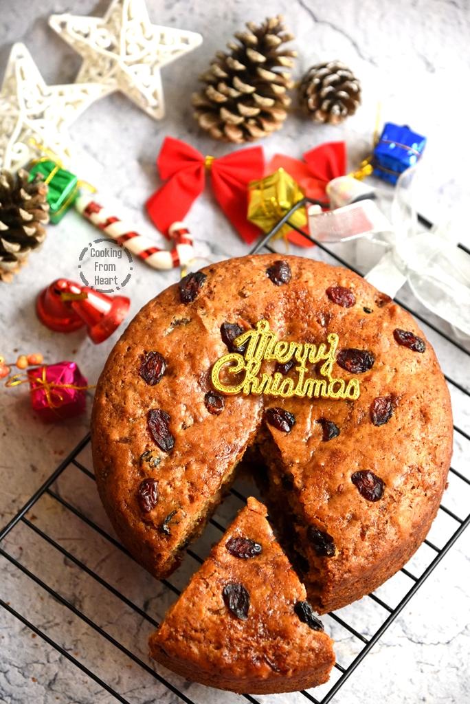 Easy Christmas Eggless Plum Cake Recipe