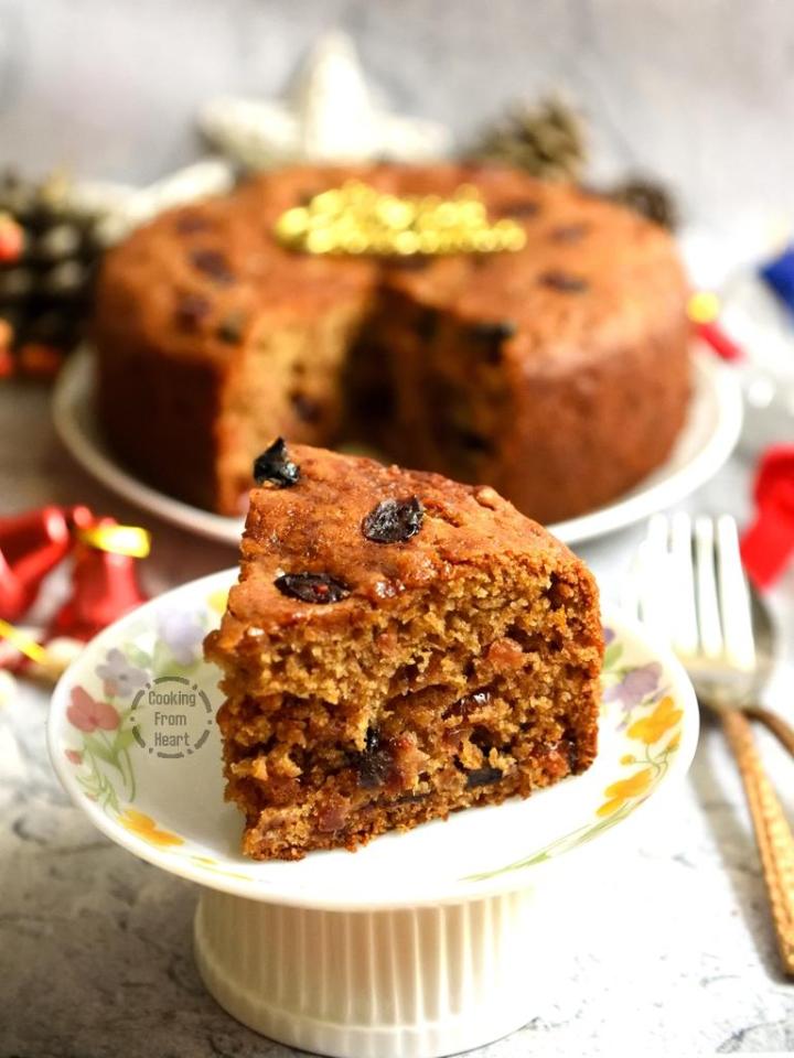 Eggless Plum Cake Recipe