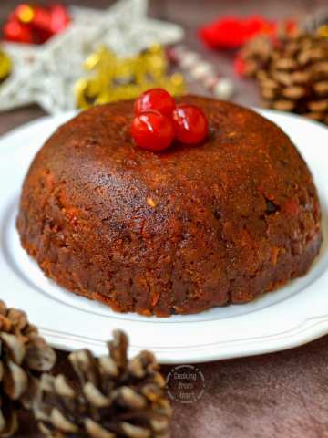 Eggless Steamed Christmas Pudding