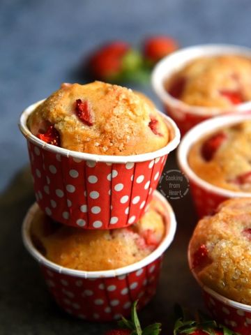 Best Eggless Strawberry Muffins Recipe