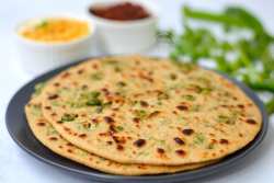 Matar Paratha