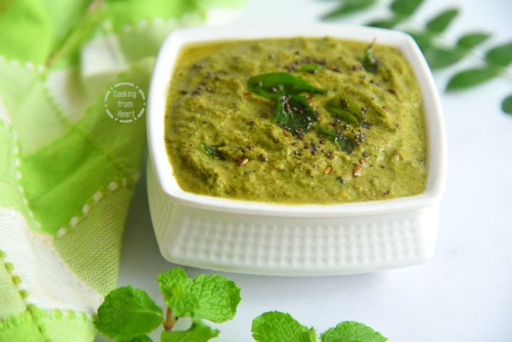 Tamilnadu Hotel Style Mint Chutney