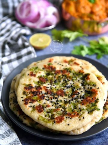 How to make Kulcha on Tawa